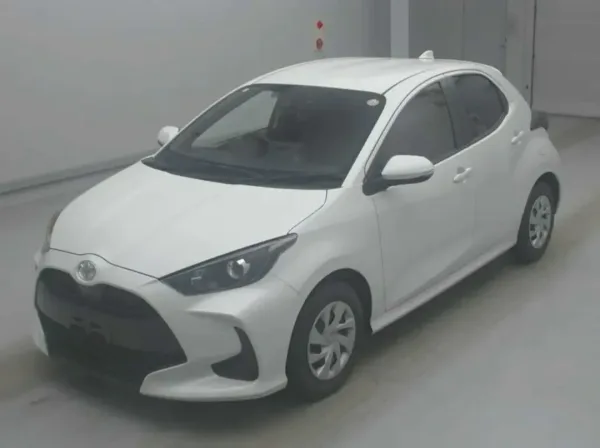 Toyota Yaris X 2023 года — фото 1