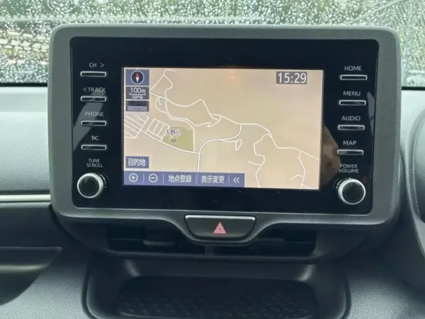 Toyota Yaris X 2023 года — фото 7
