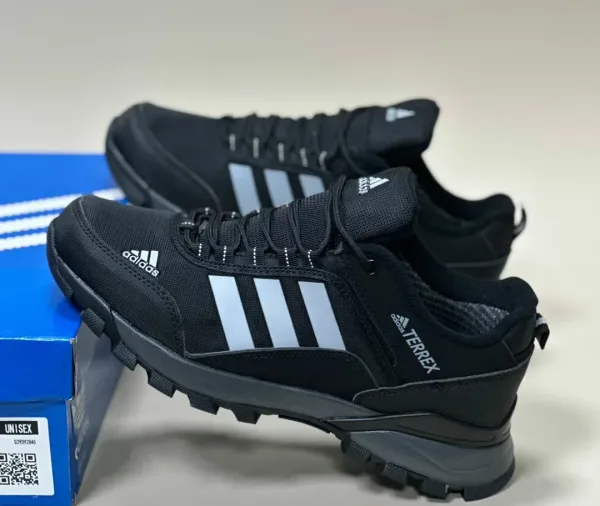 Кроссовки Adidas Terrex термо на зиму — фото 1