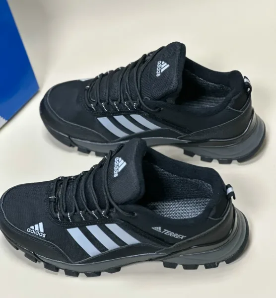 Кроссовки Adidas Terrex термо на зиму — фото 2