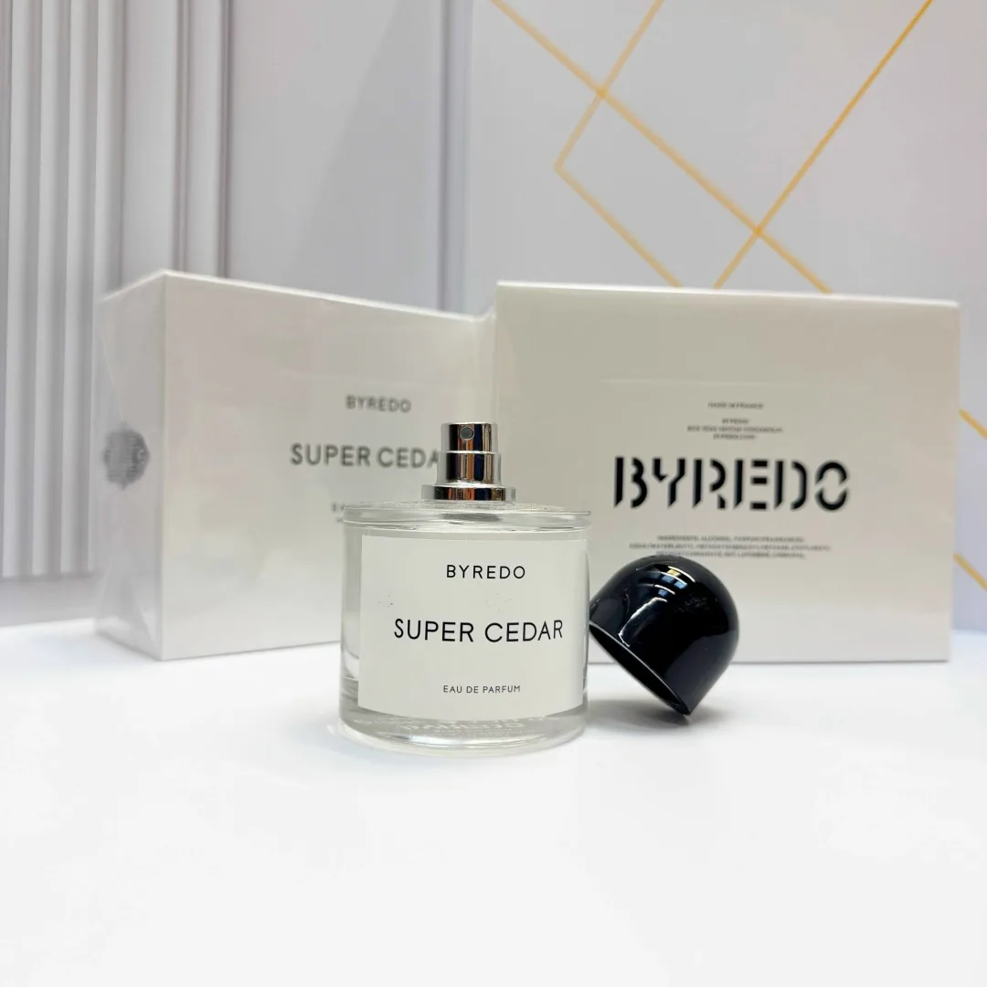 Super Cedar Byredo — древесный цветочный мускусный аромат — фото 2