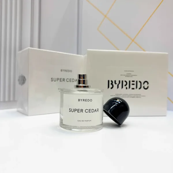 Super Cedar Byredo — древесный цветочный мускусный аромат — фото 2