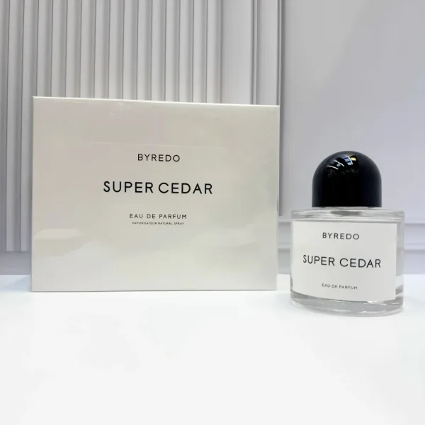 Super Cedar Byredo — древесный цветочный мускусный аромат — фото 3