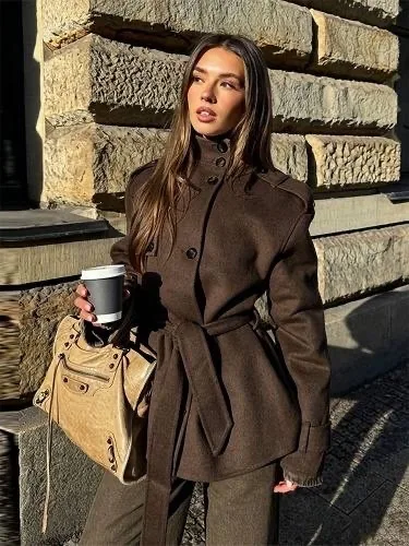 Укороченное пальто — фото 7