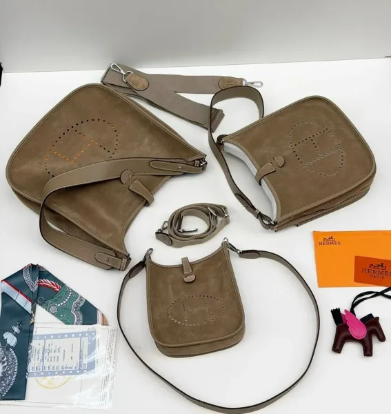 Премиум-копия сумки-планшета Hermes Evilin из натуральной замши — фото 10