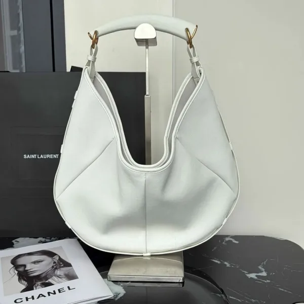 Сумка Saint Laurent кожа — фото 1