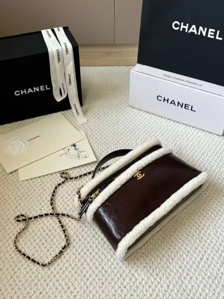 CHANEL сумка натуральная кожа меха — фото 5