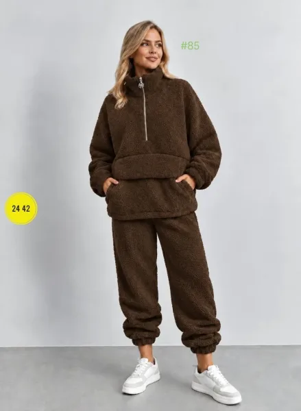 Мягкий, тёплый и невероятно уютный костюм Oversize идеальный вариант для прохладной осени и зимы — фото 1