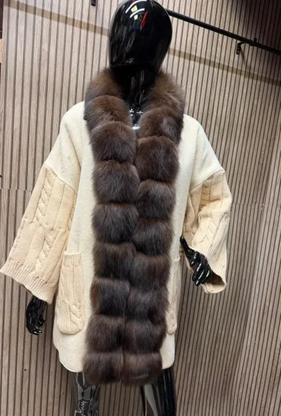 Пальто из натурального меха песца — фото 1