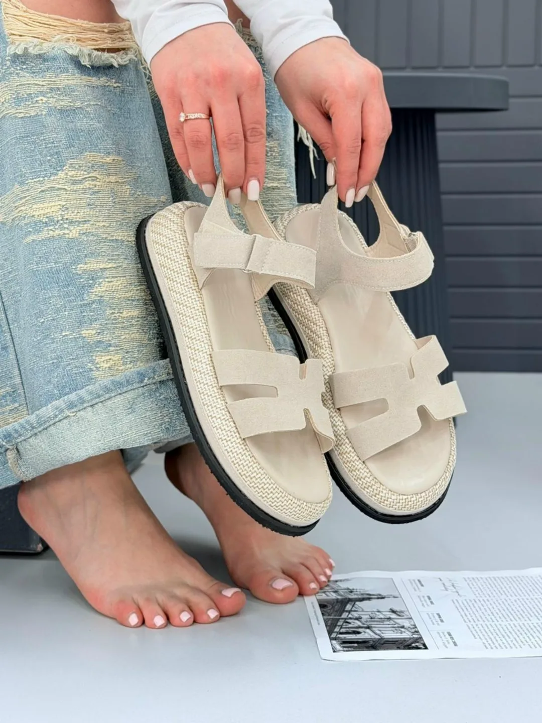 Летние босоножки из искусственной кожи — фото 6