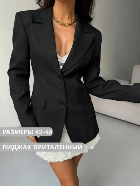 Пиджак удлиненный приталенный с баской, из плотной костюмной ткани — фото 4