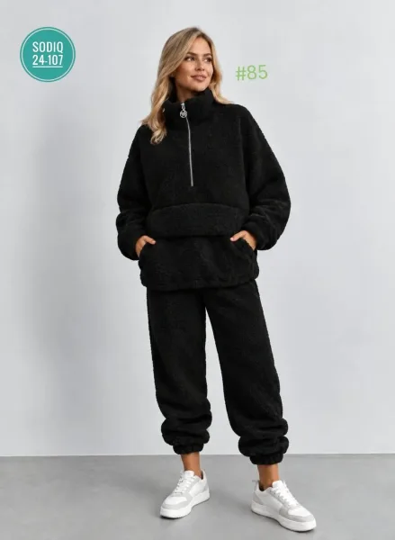 Мягкий, тёплый и невероятно уютный костюм Oversize идеальный вариант для прохладной осени и зимы — фото 3