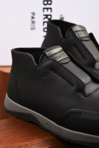 Berluti Échappée слипоны из чёрной зернистой кожи — фото 4