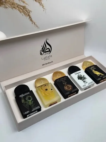 La Collection 1505 Watch насыщенный дымный аромат с черной вишней — фото 4