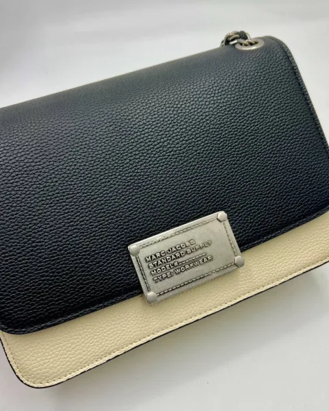 Кожаная сумка марки MARC JACOBS — фото 8