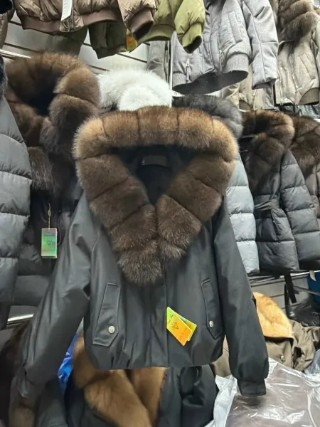 Парка с капюшоном из натурального меха — фото 4