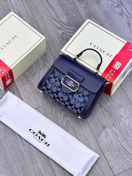 Женская сумка COACH — фото 2