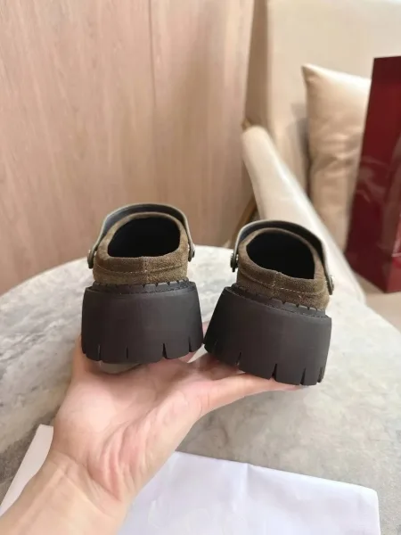 Женские сабо Gucci оливкового цвета — фото 6