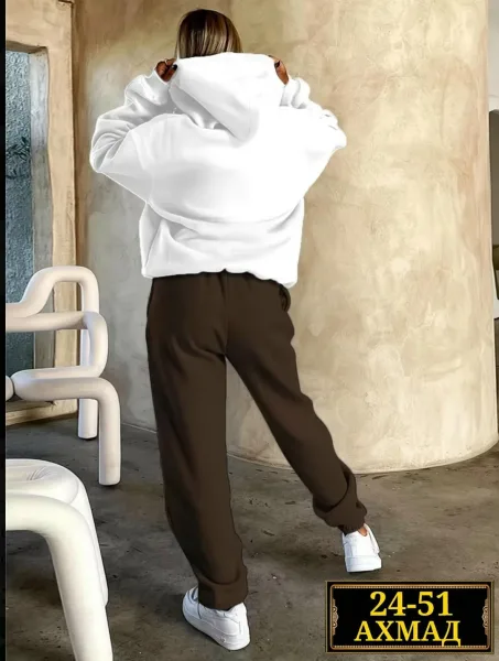И уютный флисовый костюм — фото 4