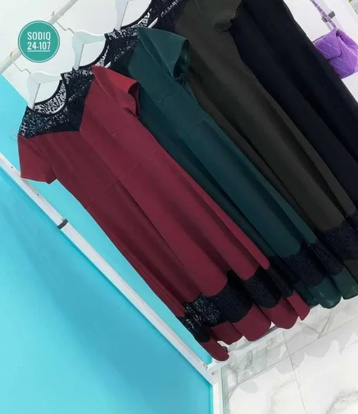 Платье из крепдамаса — фото 4