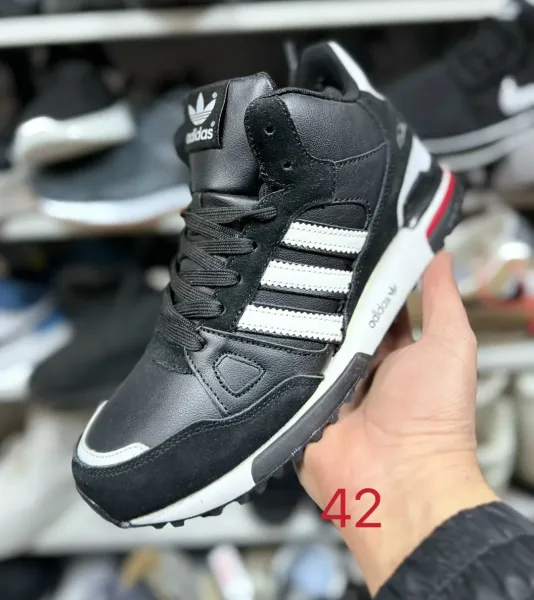 Кроссовки из замши — фото 6