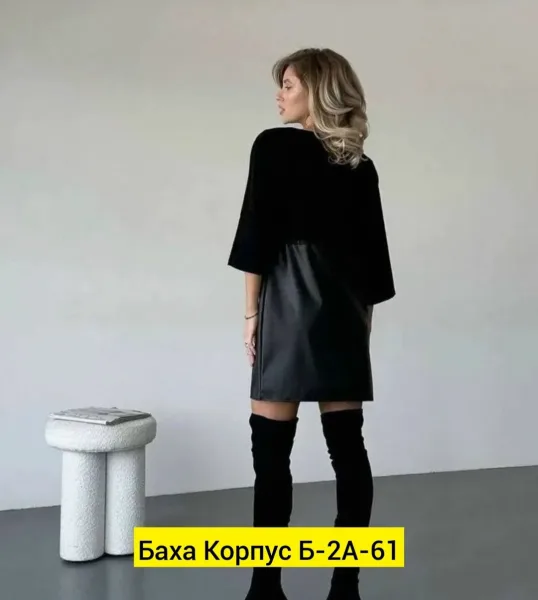 Платье из ткани вельвет — фото 1