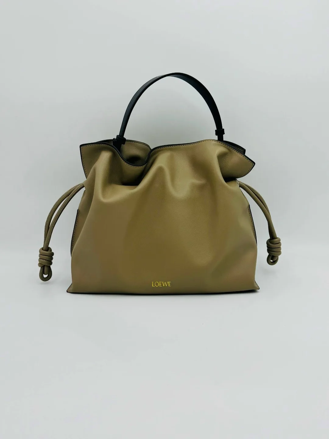 Сумка LOEWE из натуральной кожи — фото 1