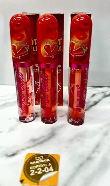 Hot Chili Lip Plumper Блеск для губ с эффектом пухлых губ в наборе — фото 4
