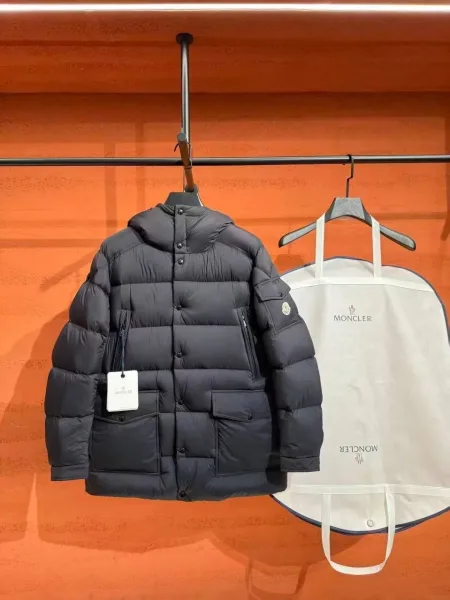Moncler Bretagne мужской пуховик с высоким капюшоном — фото 1