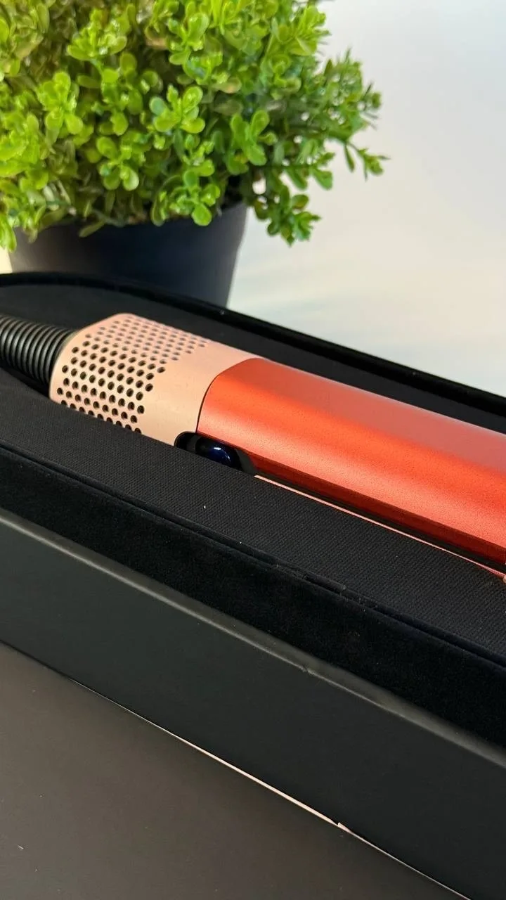 Dyson Airstrait Hs06 Контроль температуры и защита от перегрева — фото 2