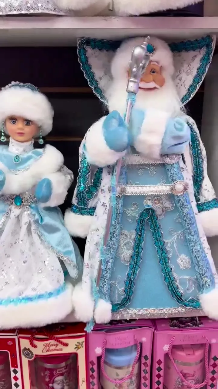 Новогодние игрушки Дед Мороз и Снегурочка — видео