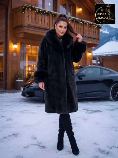 Пальто премиум-класса из ткани альпака с натуральным мехом — фото 1