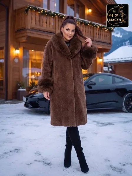 Пальто премиум-класса из ткани альпака с натуральным мехом — фото 2