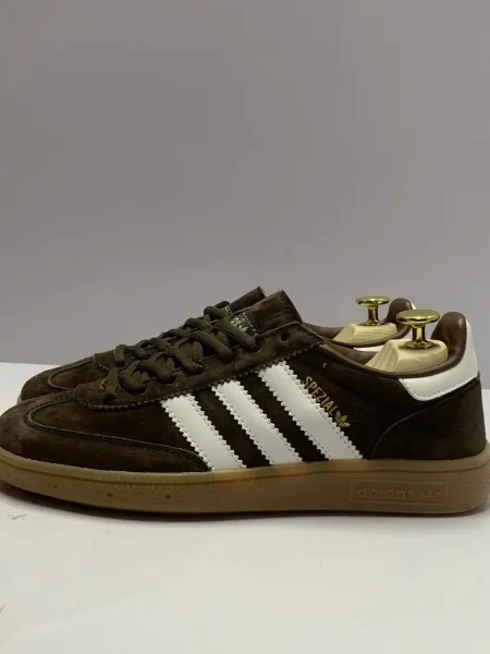 Женские кроссовки из замши — фото 2