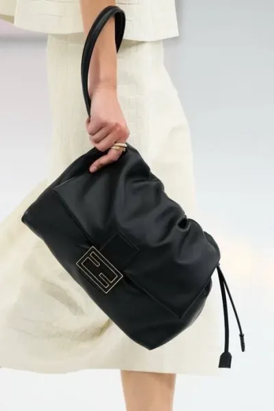 Сумка FENDI из натуральной кожи — фото 9