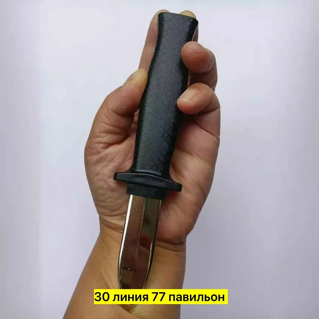 Пластиковая игрушка с механическим ножом — фото 6