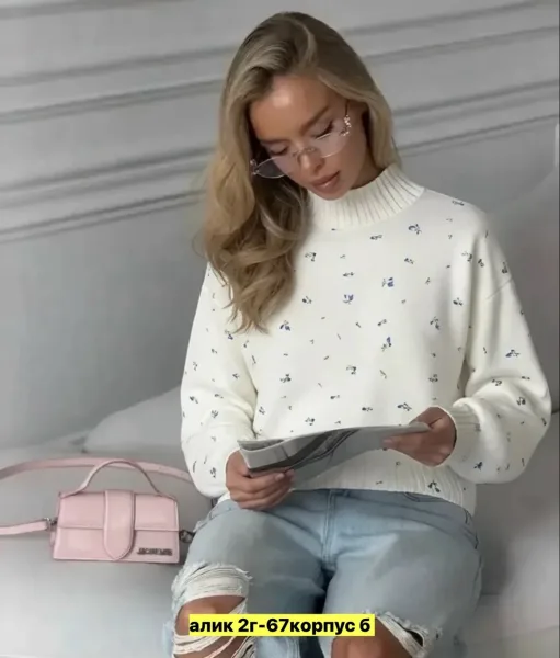 Однотонная кофта из ткани — фото 1