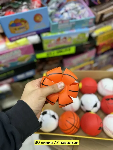 Пластиковая игрушка, которая светится и подпрыгивает при сжатии — фото 7