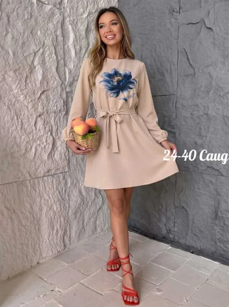 Платье из ткани прада — фото 1