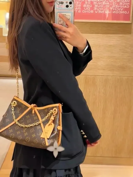 LOUISVUITTON, сумка из канвы и натуральной кожи — фото 4