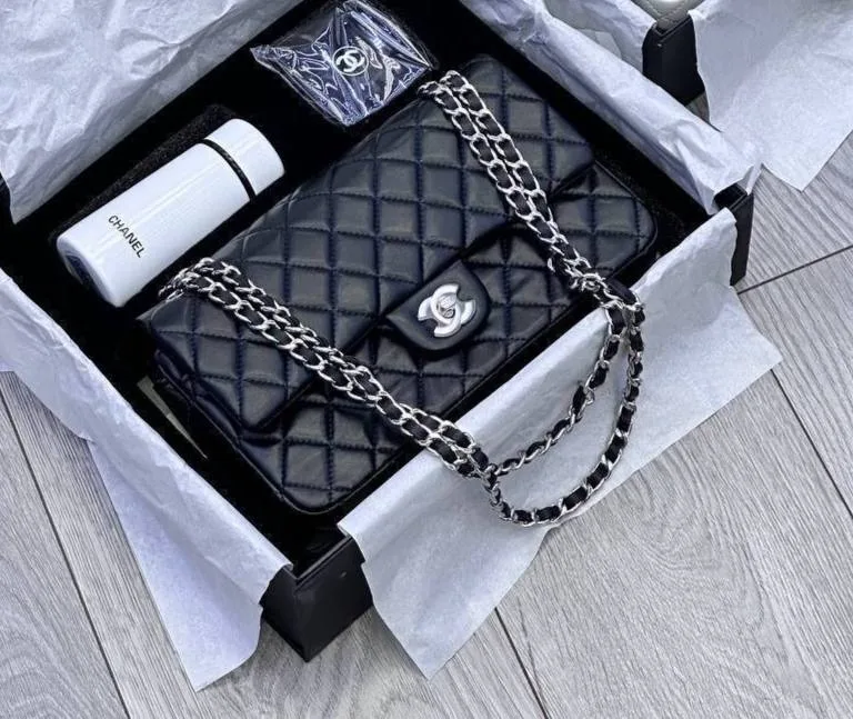 CHANEL, сумка из натуральной кожи — фото 2
