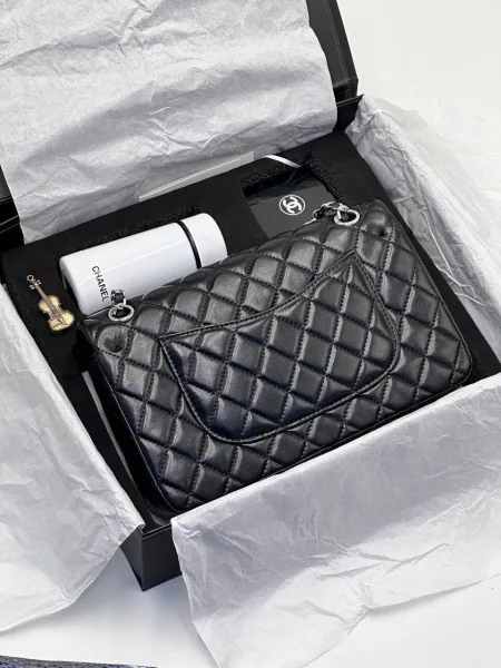 CHANEL, сумка из натуральной кожи — фото 6