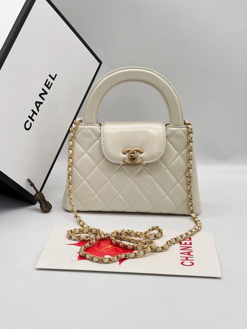CHANEL Женская сумка из натуральной кожи — фото 2