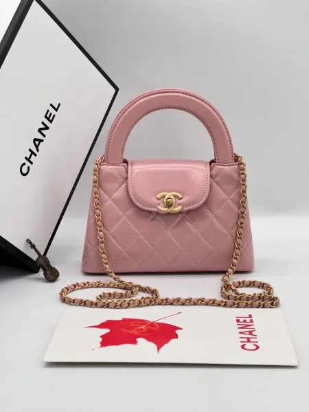 CHANEL Женская сумка из натуральной кожи — фото 4