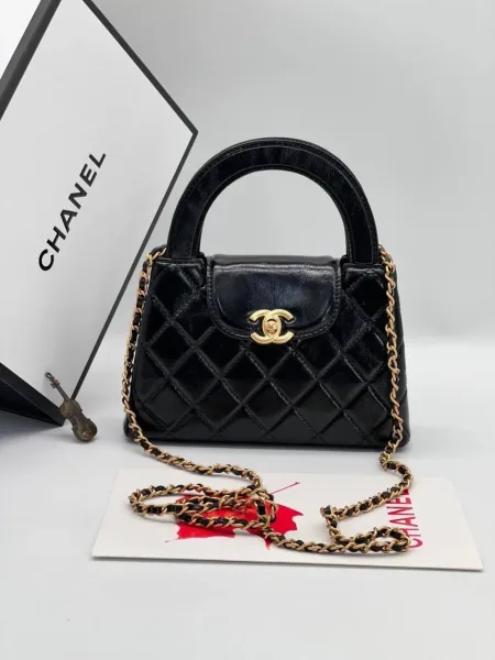 CHANEL Женская сумка из натуральной кожи — фото 6