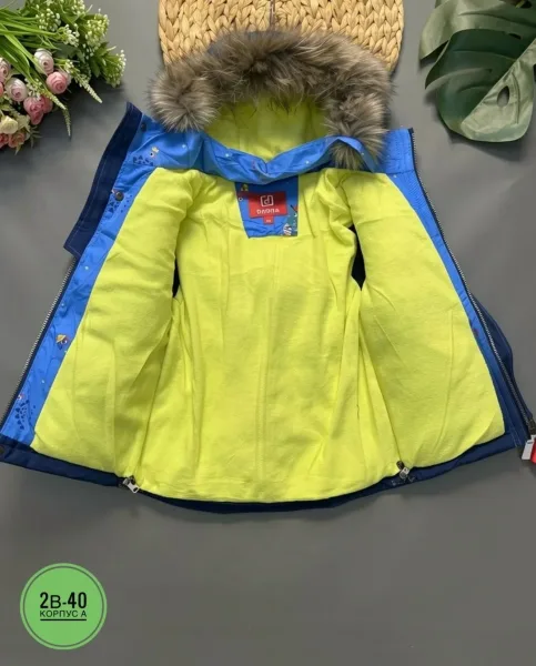Детская зимняя куртка из холлофайбера с флисовым подкладом — фото 9