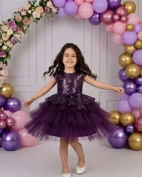 Платье из фатина с пайетками — фото 9