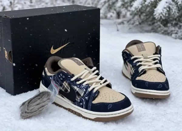 Кроссовки Travis Scott x Dunk SB Jackboys — фото 1