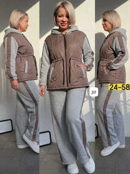 Женский костюм
