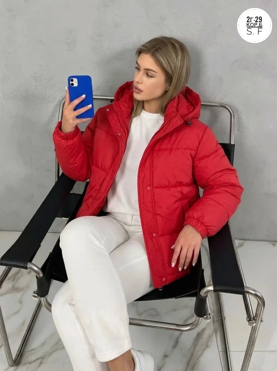 Лёгкая куртка из ткани холлофайбер — фото 1